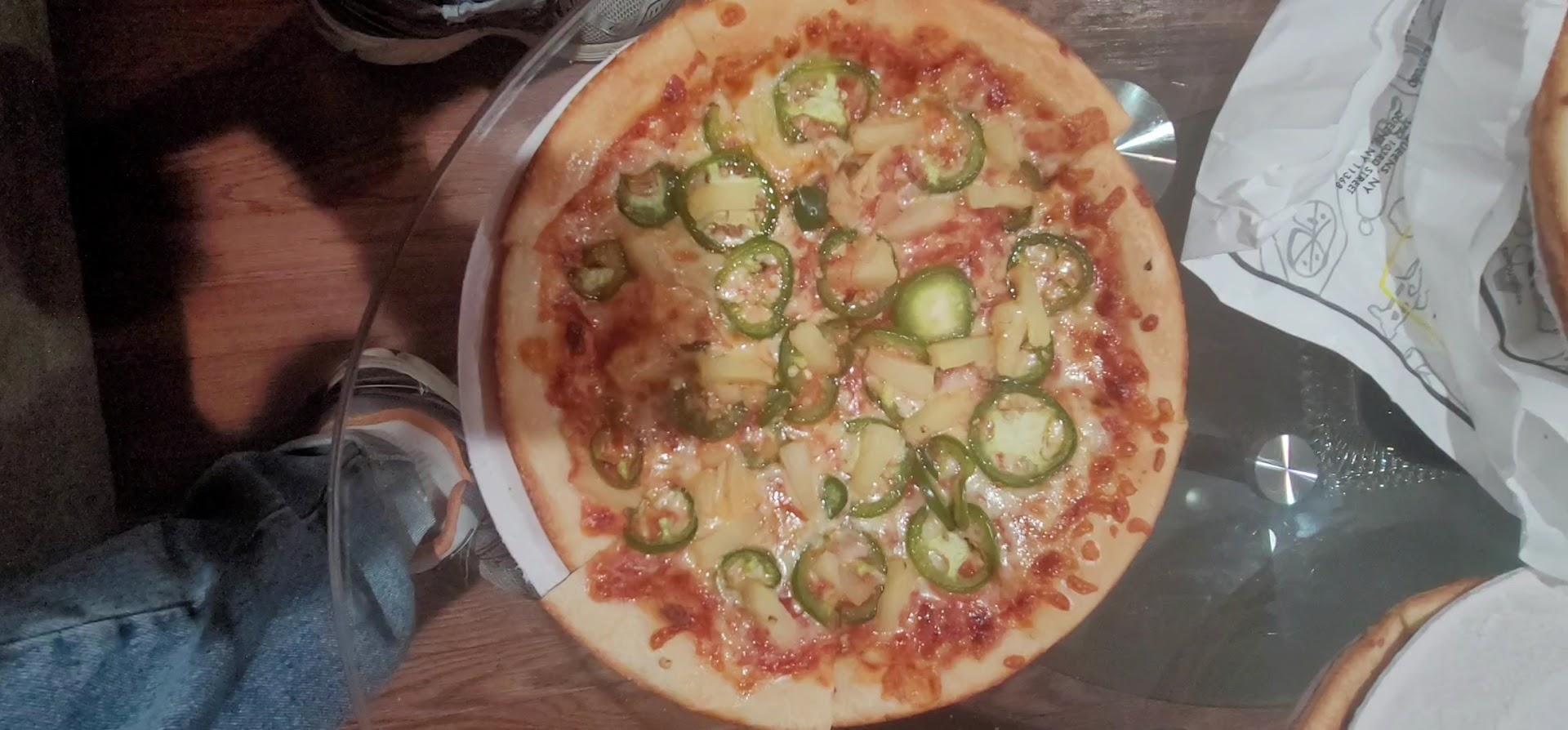 Guallpa's Famous Pizza