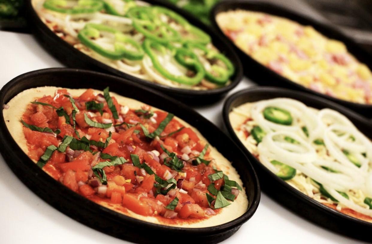 Guallpa's Famous Pizza